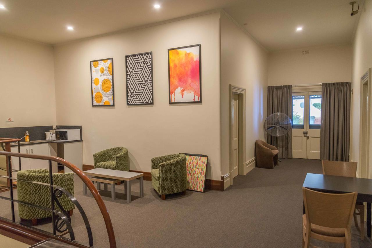 The Mile End Hotel Adelaide Ngoại thất bức ảnh