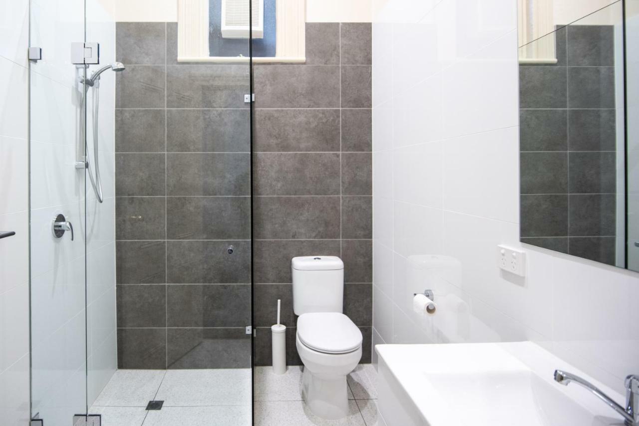 The Mile End Hotel Adelaide Ngoại thất bức ảnh